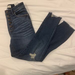 Abercrombie high rise skinny ankle jeans  25short